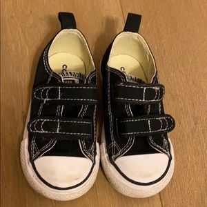 Converse Toddler Velcro Shoes in size 7.